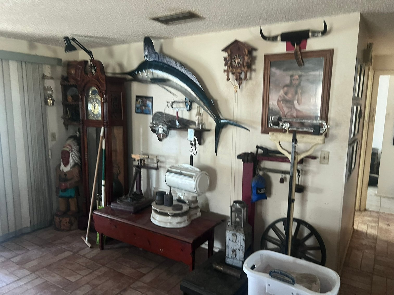 Image for ESTATE - NAPLES, FL - ANTIQUES, SLOT MACHINES, NISSAN VAN+ DAY 2 OF 2