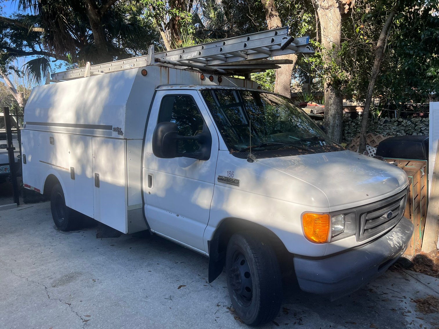 Image for ABSOLUTE - EQUIPMENT / TOOLS / PATIO FURNITURE +