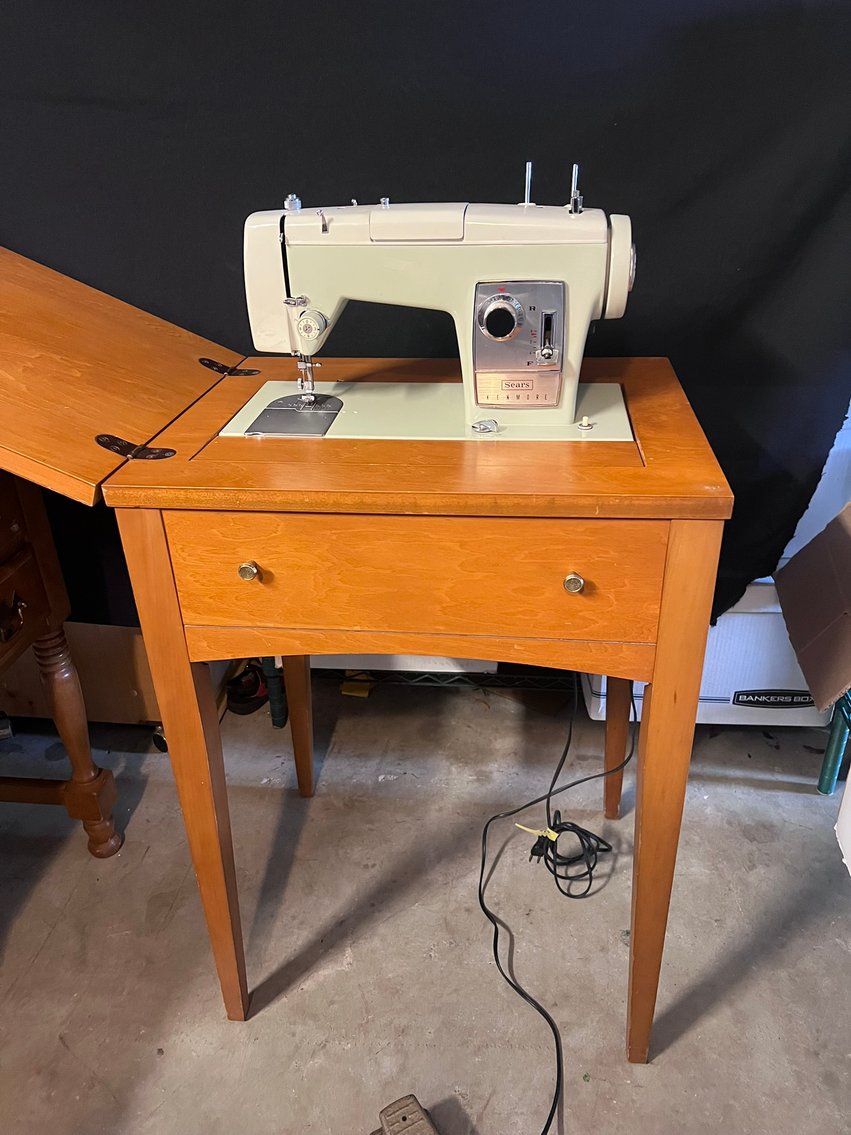 Image for ESTATE - GOLF CART, JEWELRY, COLLECTIBLES+