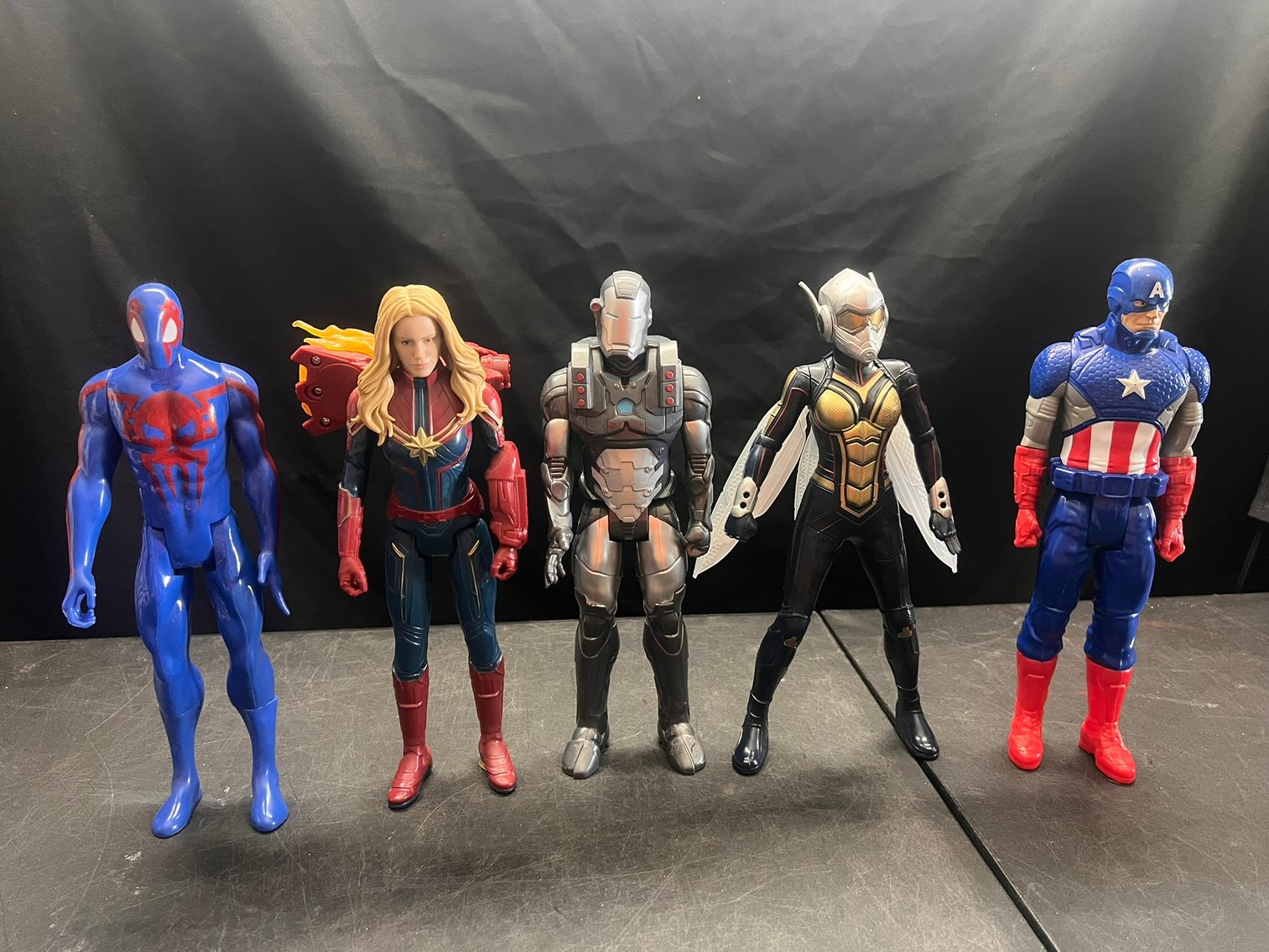 Image for COMICS, TOYS, BOARD GAMES, COLLECTIBLES, & MORE - 600+ LOTS