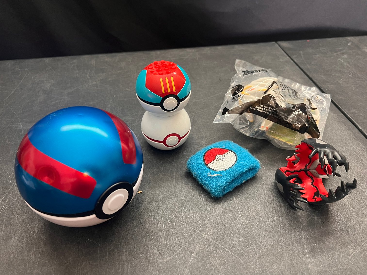 Image for COMICS, TOYS, BOARD GAMES, COLLECTIBLES, & MORE - 600+ LOTS