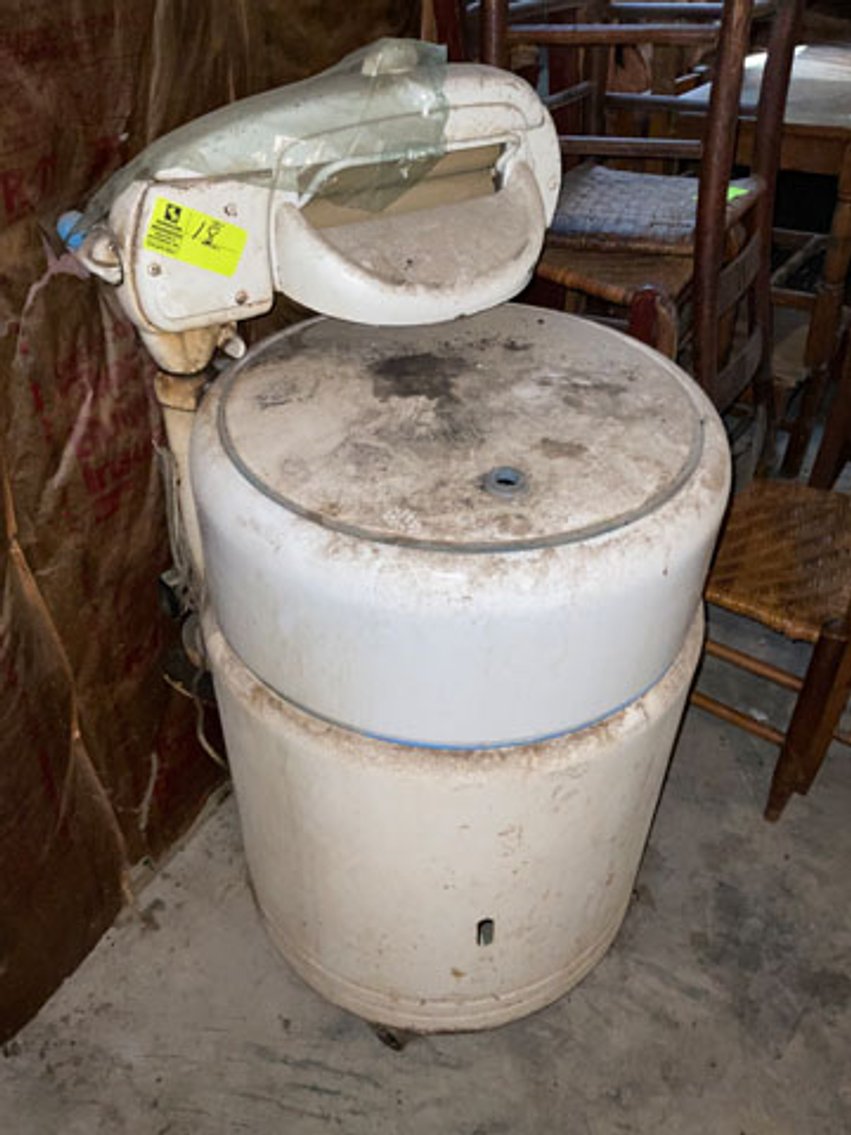 Image for Online Auction of Vintage Items and More!