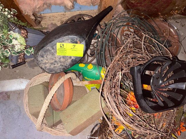 Image for Online Auction of Vintage Items and More!