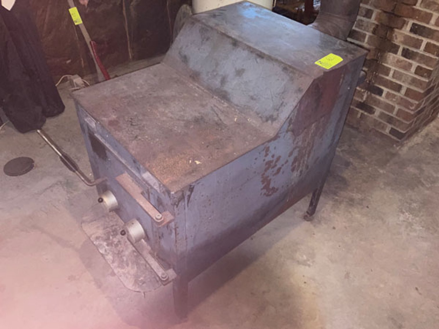 Image for Online Auction of Vintage Items and More!