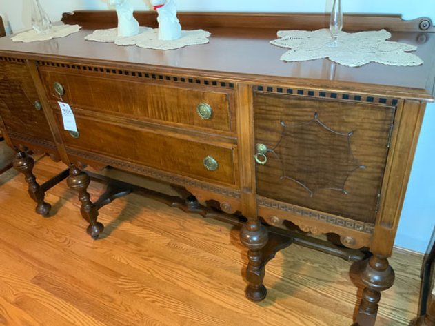 Image for VINTAGE DINING AND BEDROOM FURNITURE - ONLINE ONLY