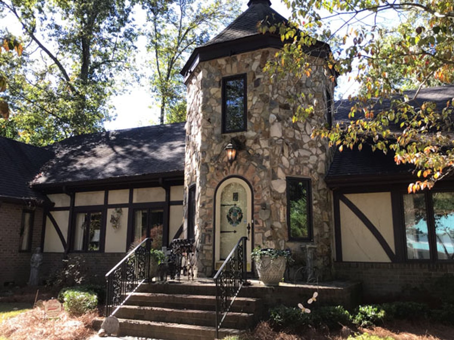 Image for Gorgeous Custom Built Home in Keith Hills!