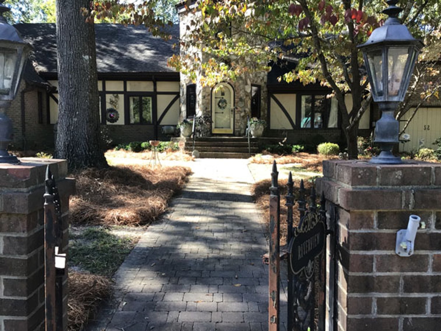 Image for Gorgeous Custom Built Home in Keith Hills!