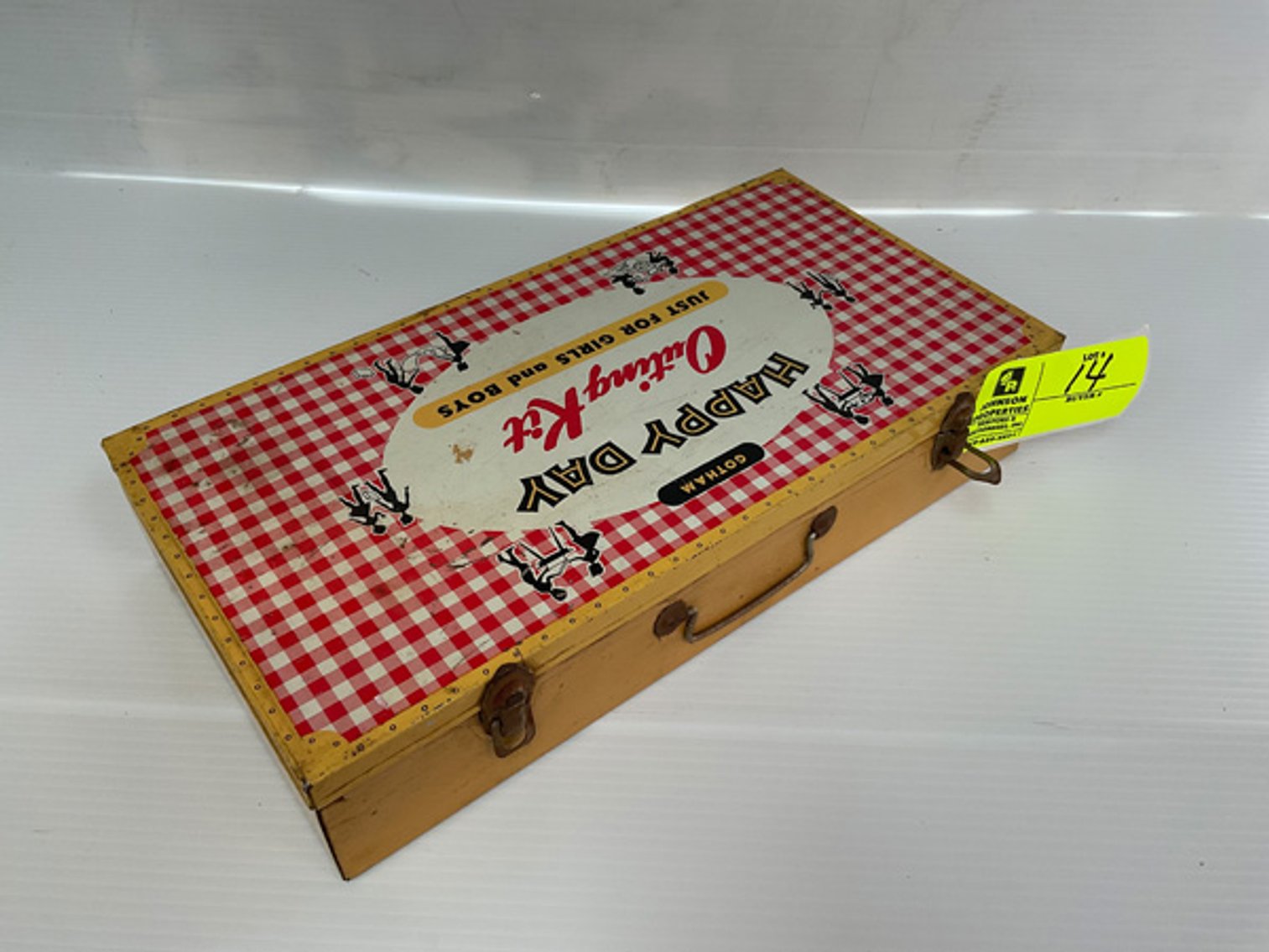 Image for Things from the Past Antiques and Collectibles!