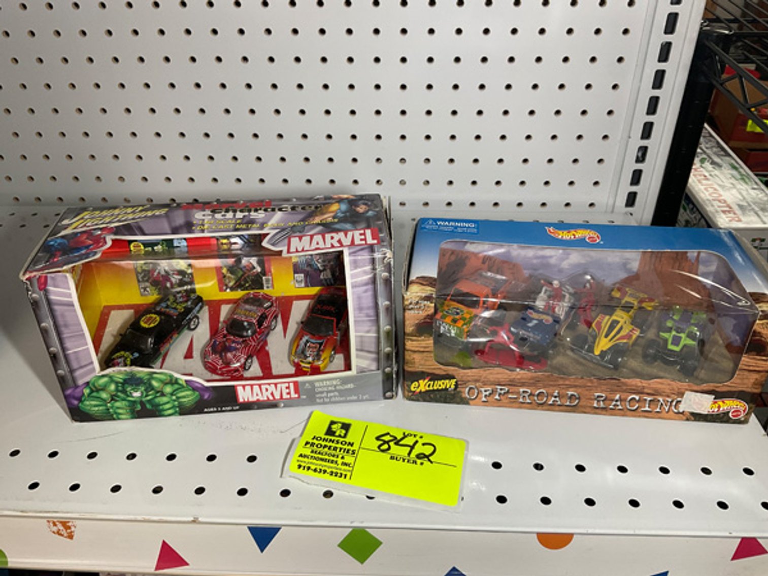 Image for Round 2: Things from the Past Antiques & Collectibles
