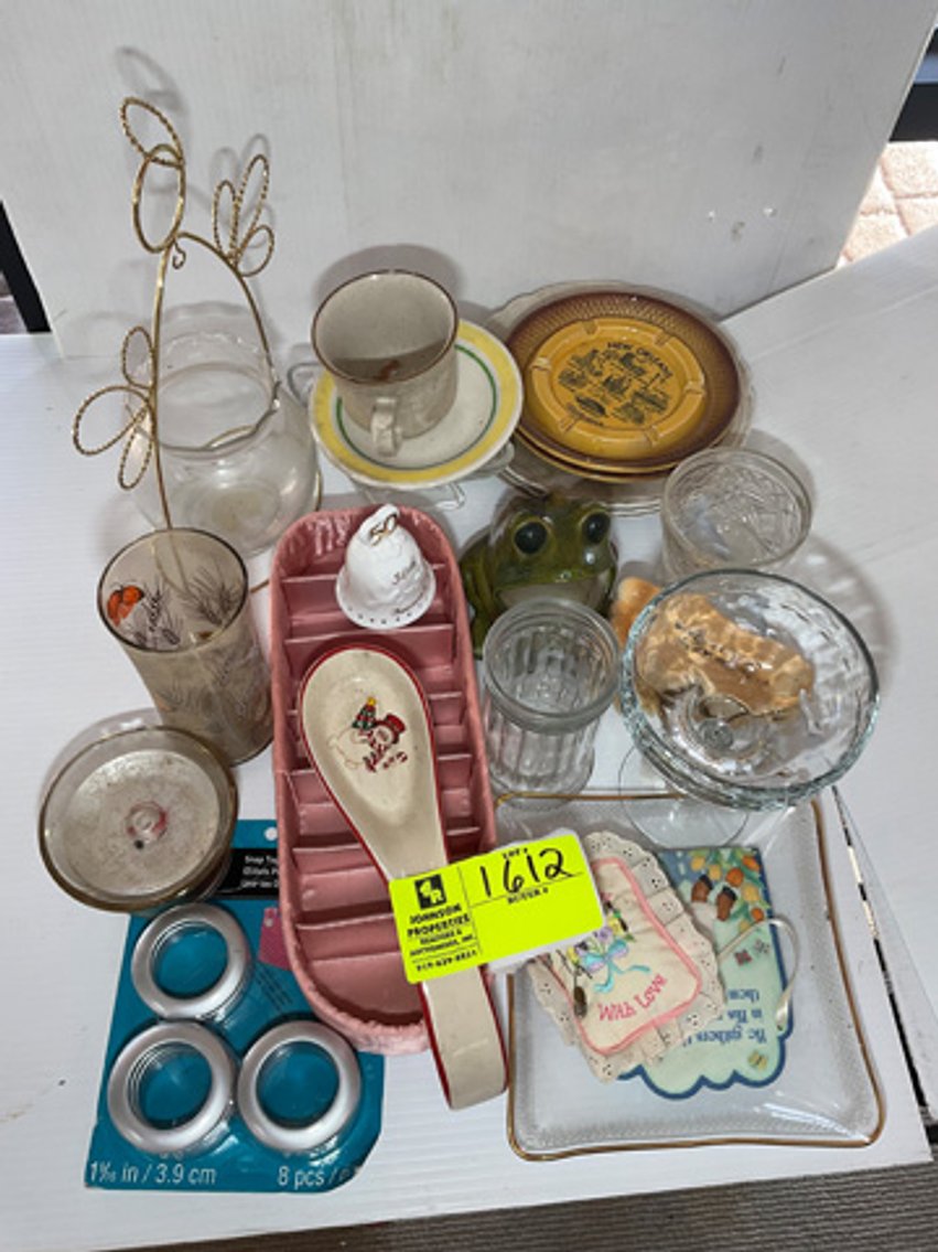 Image for Round 3: Things from the Past Antiques & Collectibles