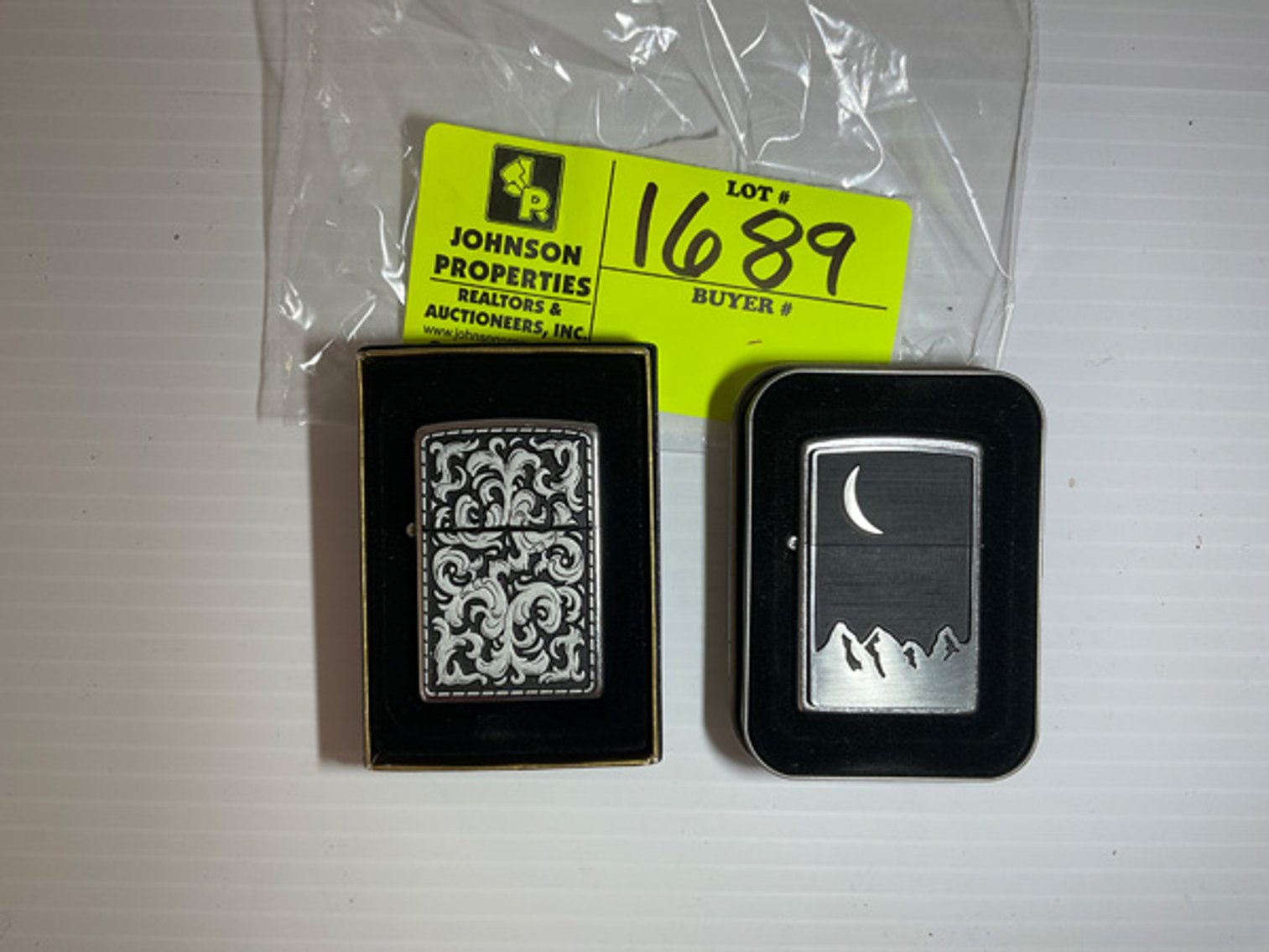 Image for Round 3: Things from the Past Antiques & Collectibles