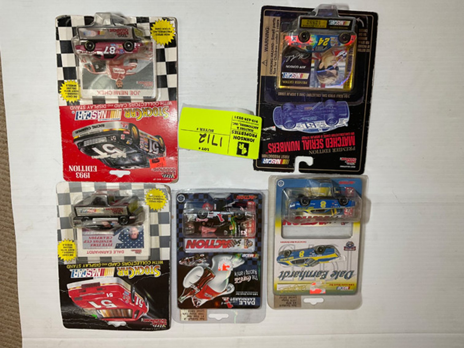 Image for Round 3: Things from the Past Antiques & Collectibles