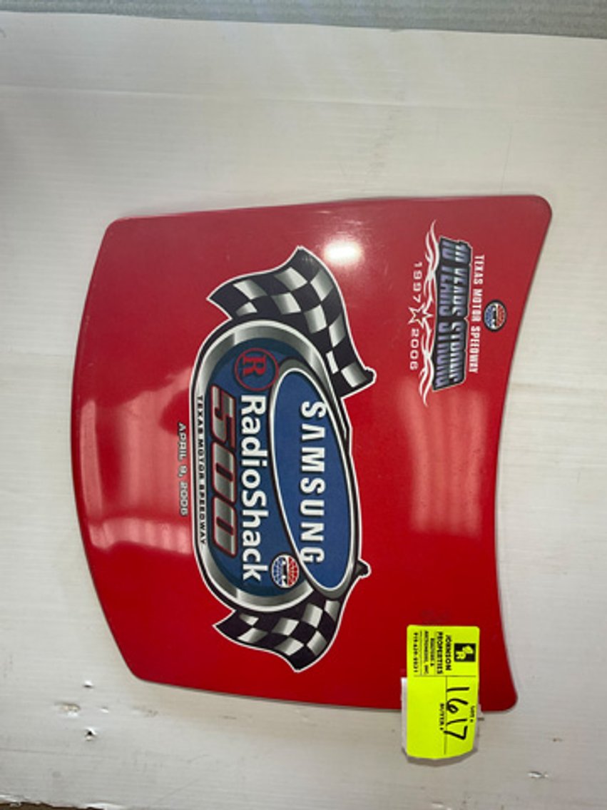 Image for Round 3: Things from the Past Antiques & Collectibles