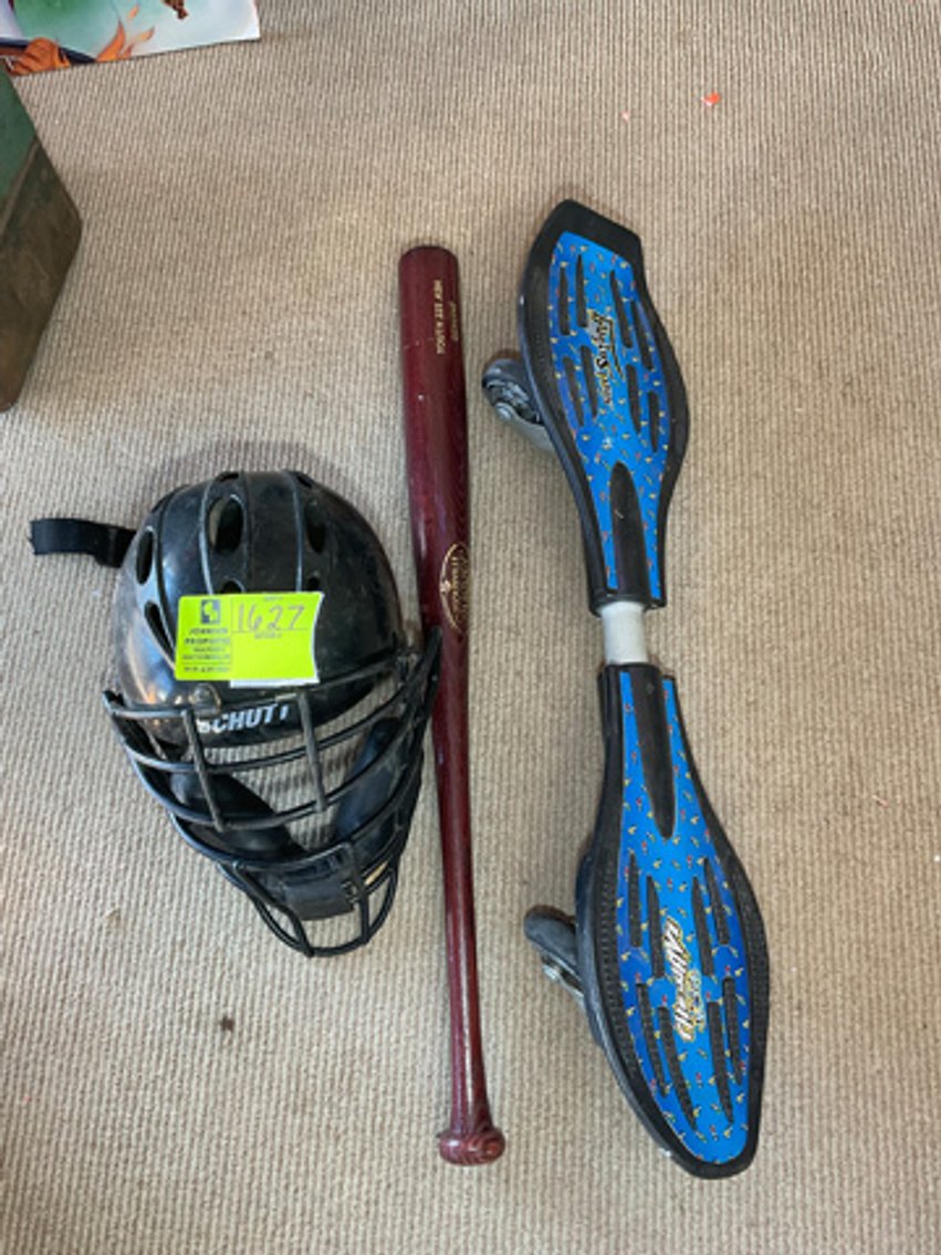 Image for Round 3: Things from the Past Antiques & Collectibles