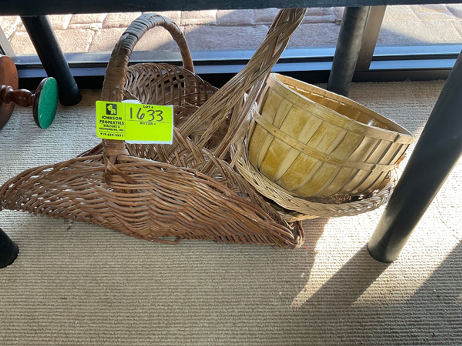 Image for Round 3: Things from the Past Antiques & Collectibles