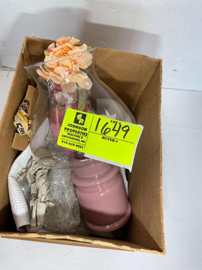 Image for Round 3: Things from the Past Antiques & Collectibles