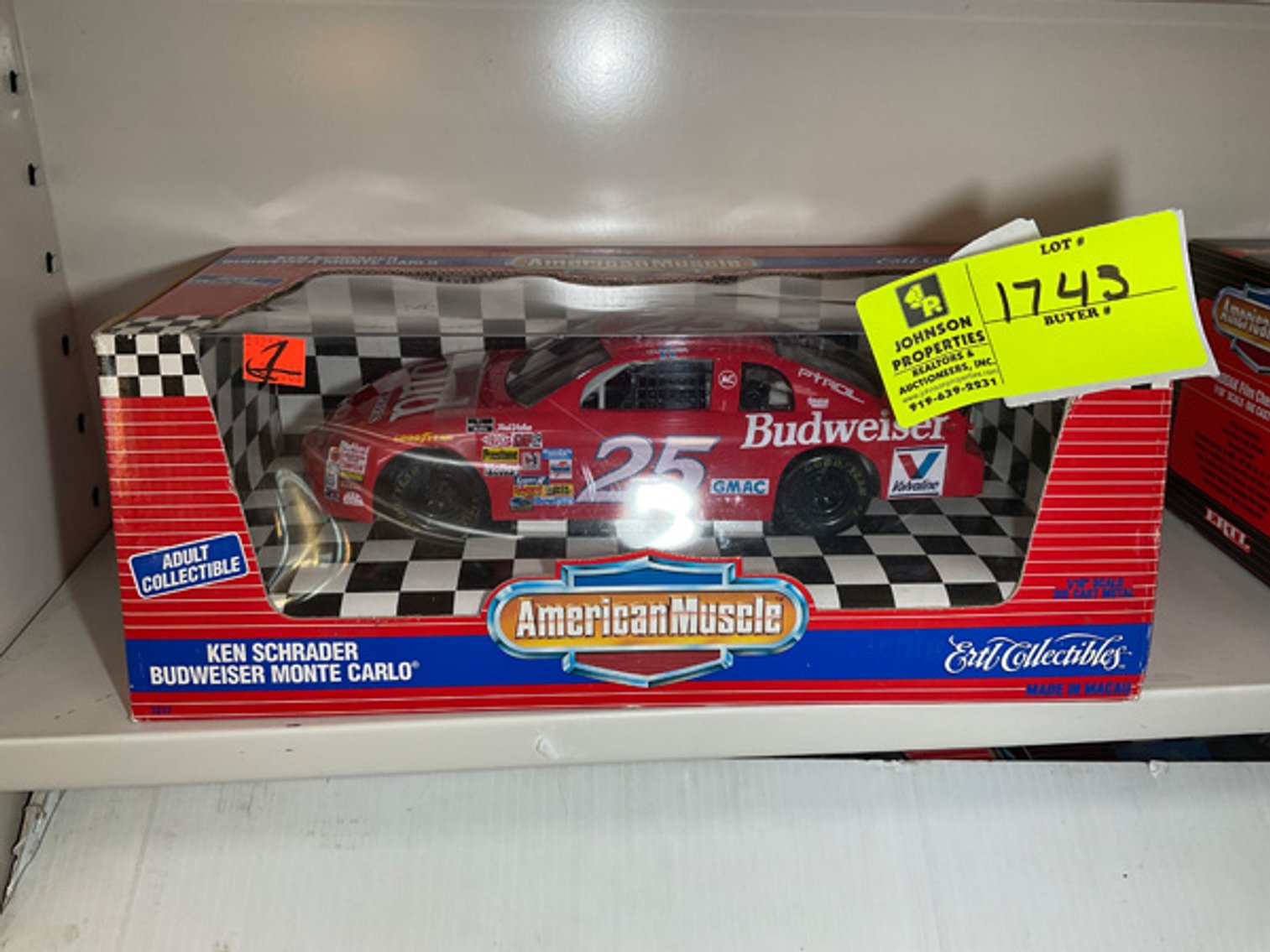 Image for Round 3: Things from the Past Antiques & Collectibles