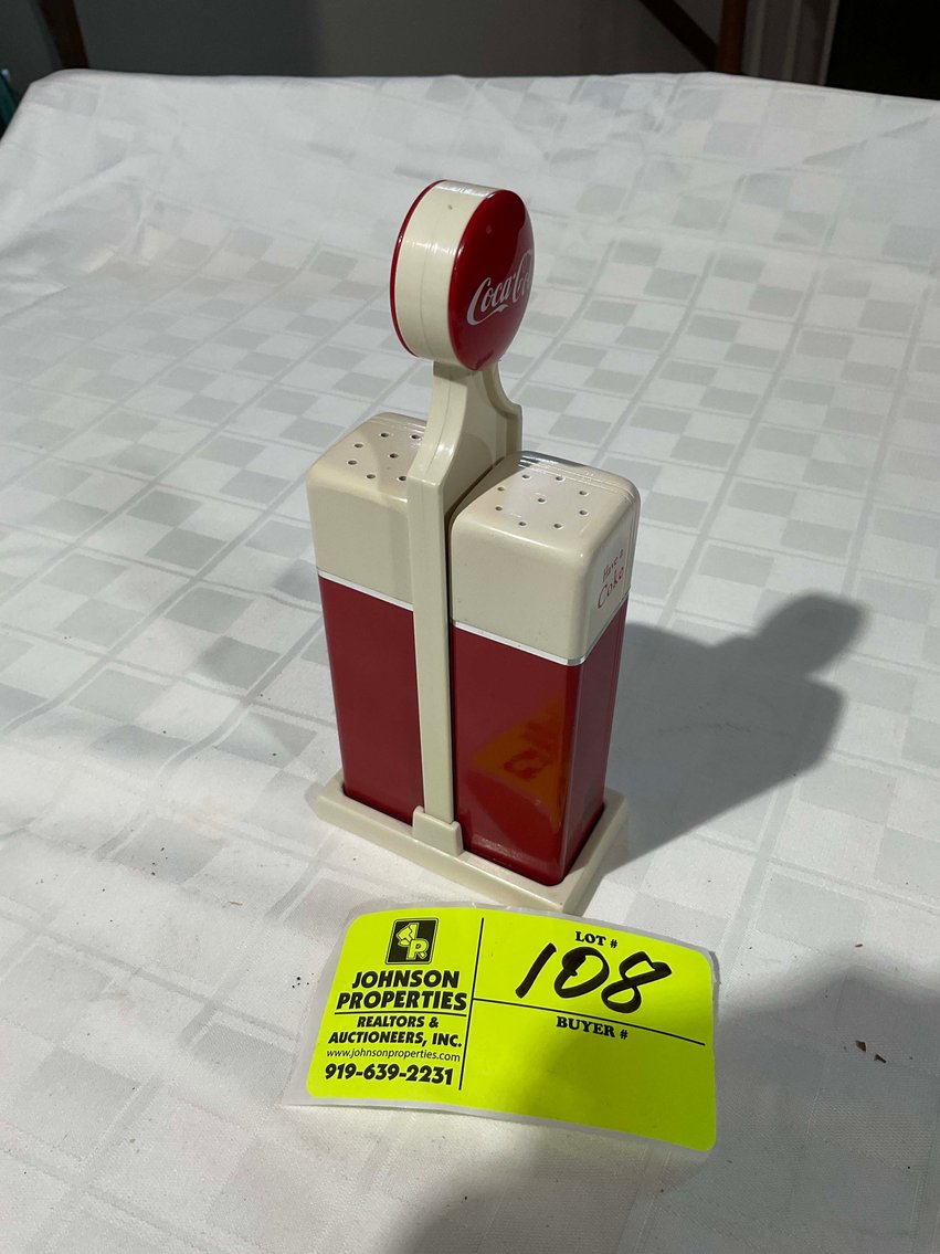 Image for Large collection of Collectibles and Vintage Items!