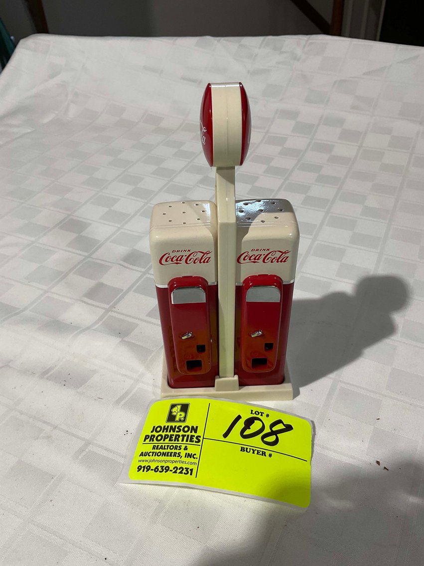 Image for Large collection of Collectibles and Vintage Items!