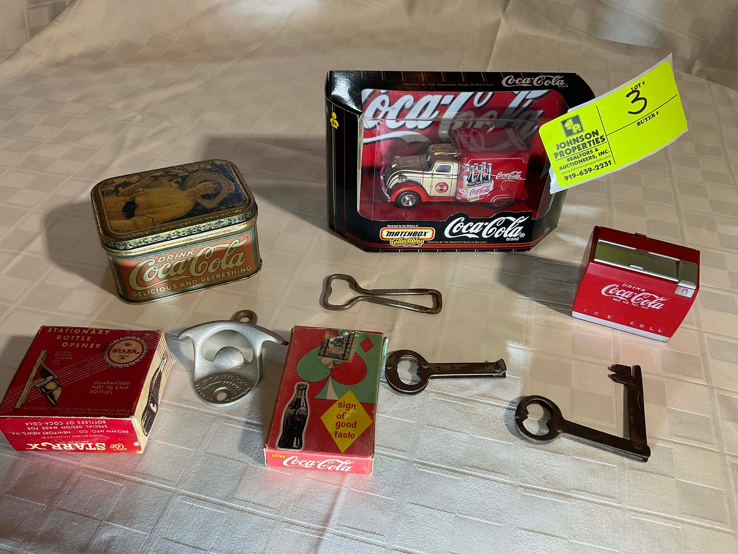 Image for Large collection of Collectibles and Vintage Items!