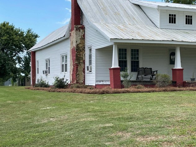 Image for Large Farmhouse located on nearly 2 acres in Johnston County!