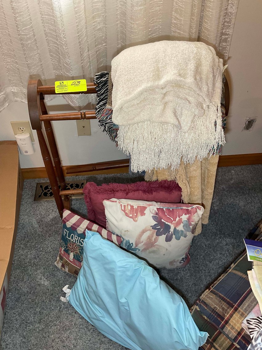 Image for Personal Property from 2 Different Living Estates Selling Online Only!