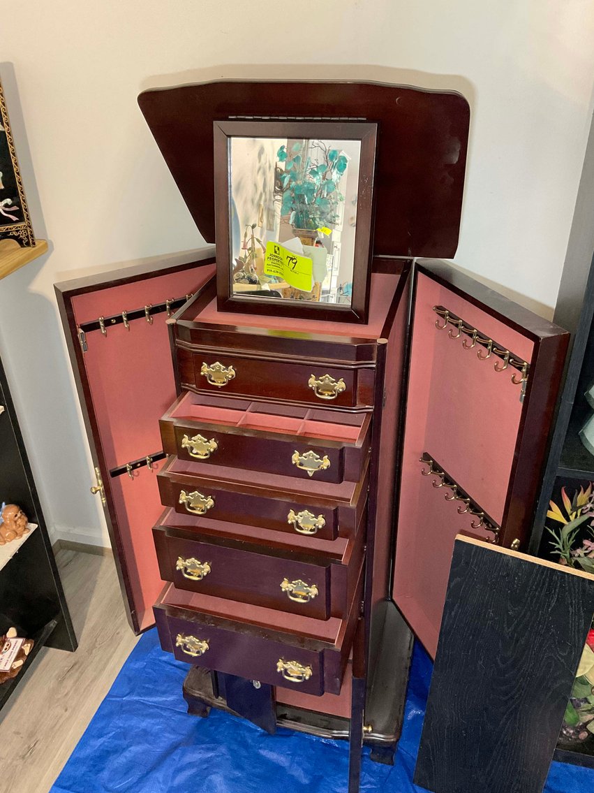 Image for Online Only Living Estate Auction for Mr. Leland Thompson