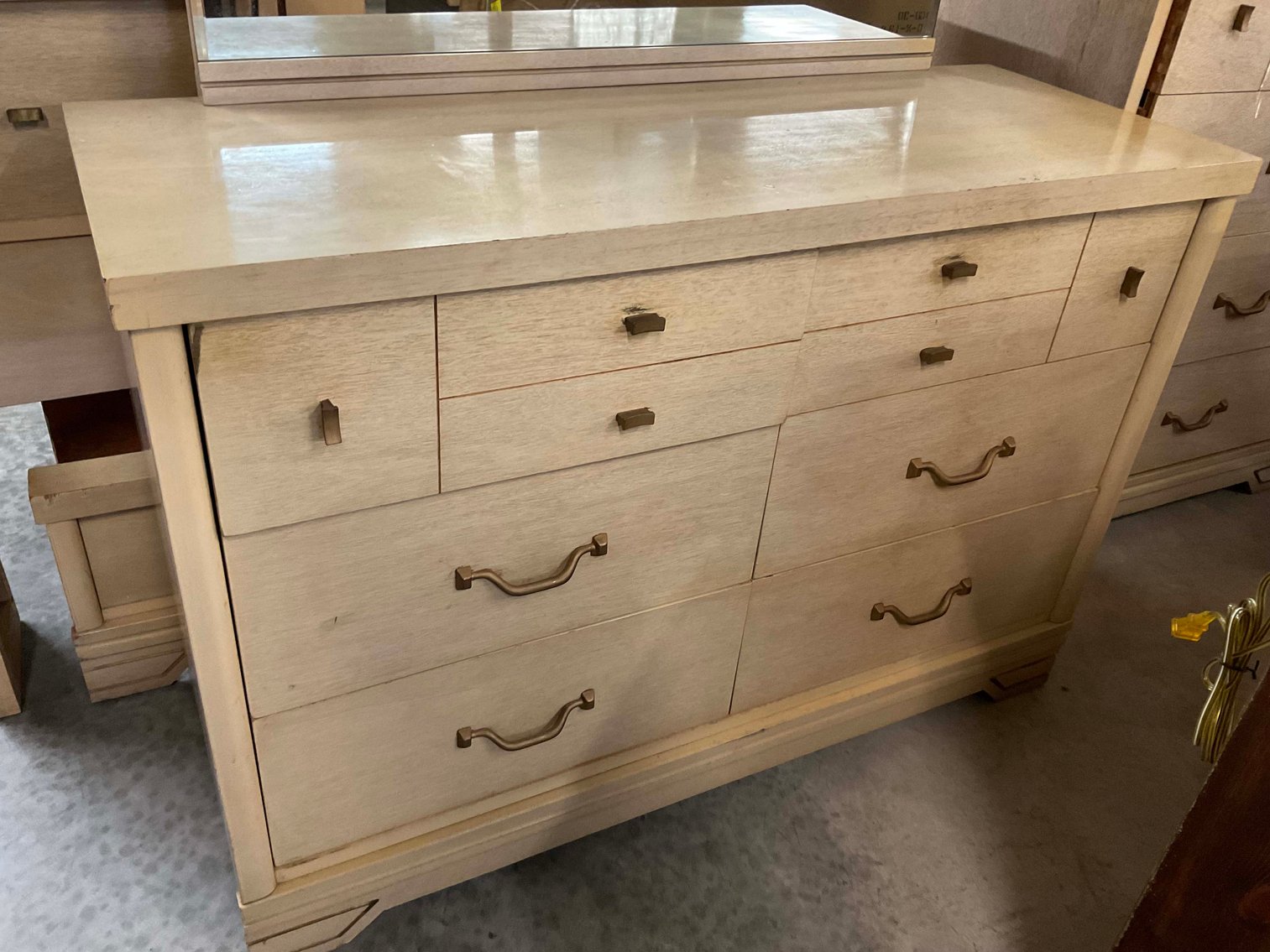 Image for New and Nearly New Thrift Shop Retirement Auction Events - LIVE AUCTION