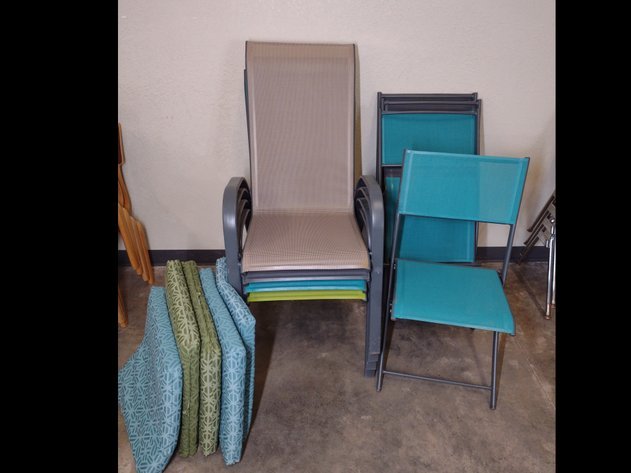 Image for #33-Music, stage lighting, kitchen appliances Online Auction