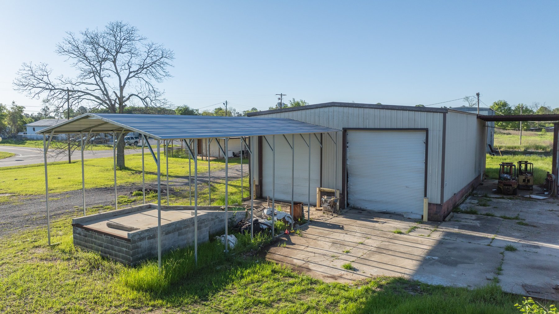 Image for Commercial Investment Opportunity - 3.29+/- Acres - Warehouse, Grain Storage & Shop