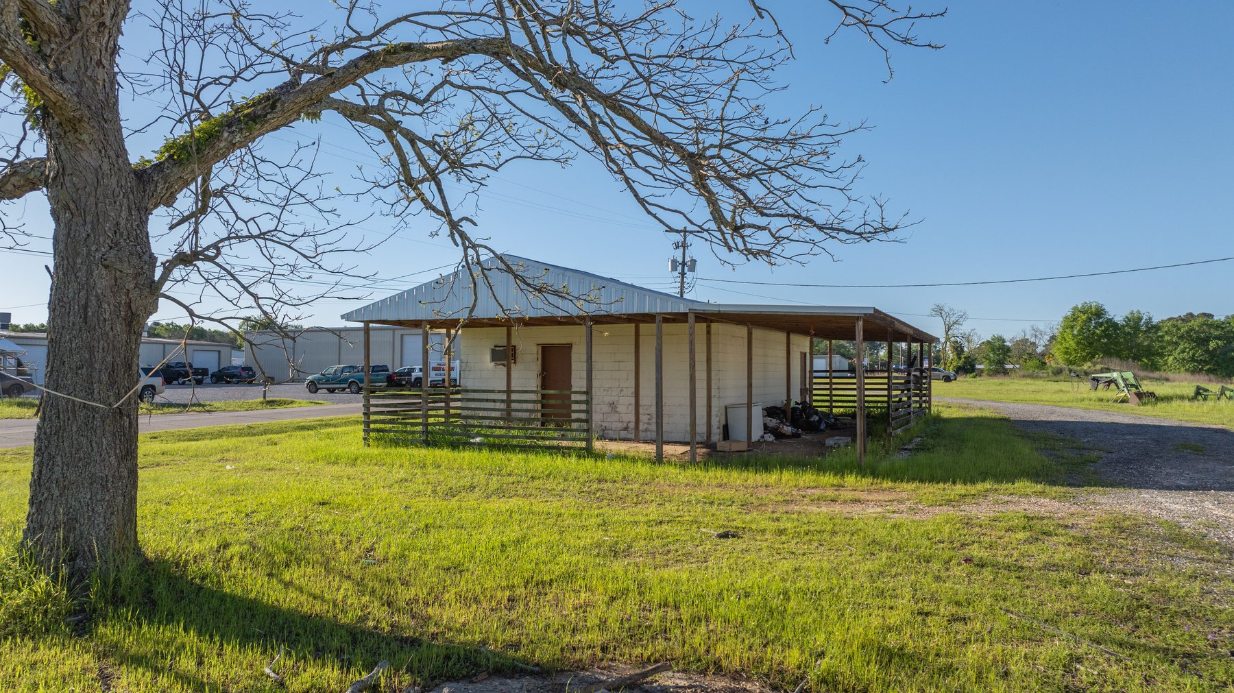 Image for Commercial Investment Opportunity - 3.29+/- Acres - Warehouse, Grain Storage & Shop