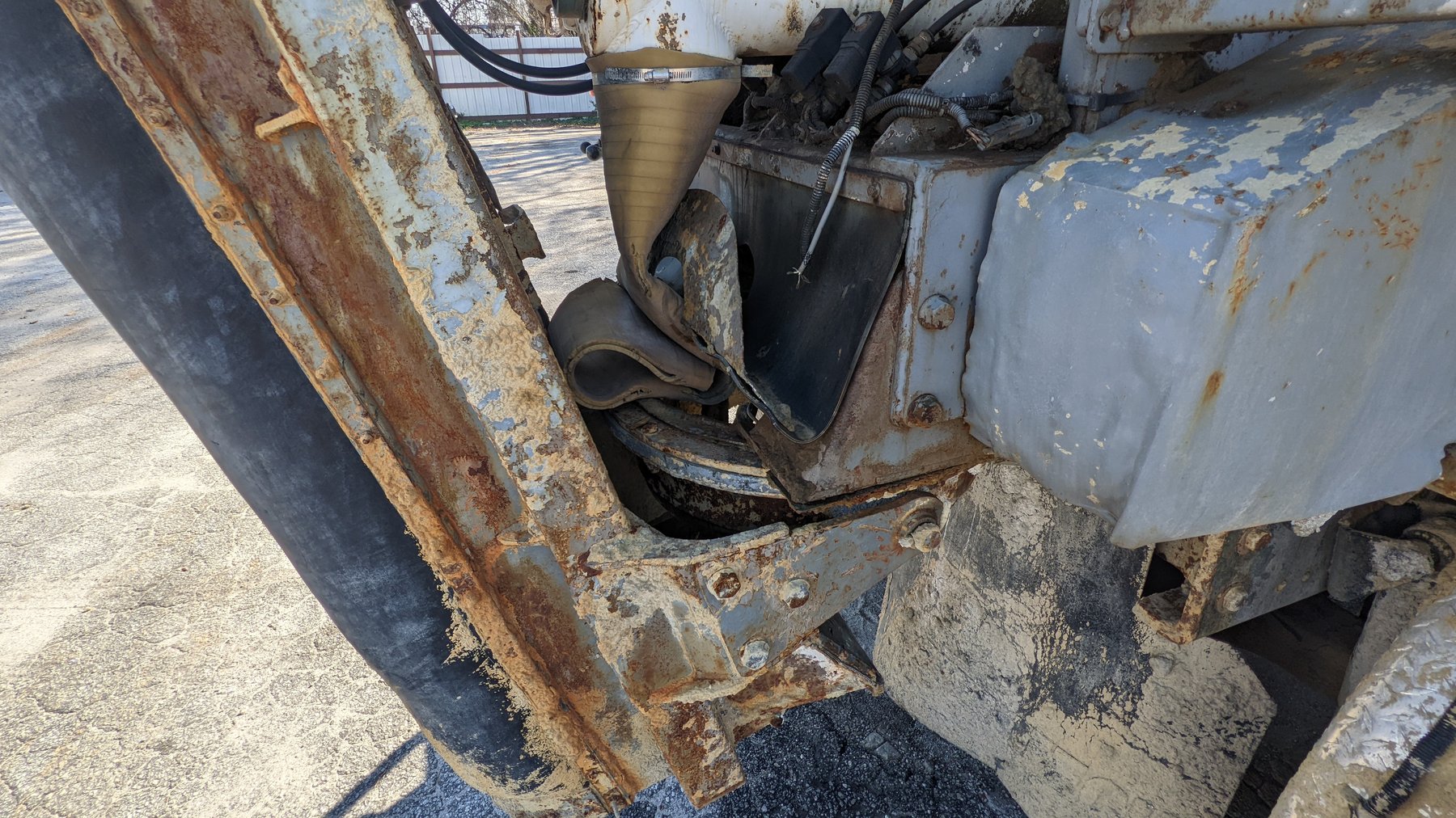 Image for Spartanburg, SC: Volumetric Concrete Mixer on Freightliner Severe Duty Truck in Online Auction