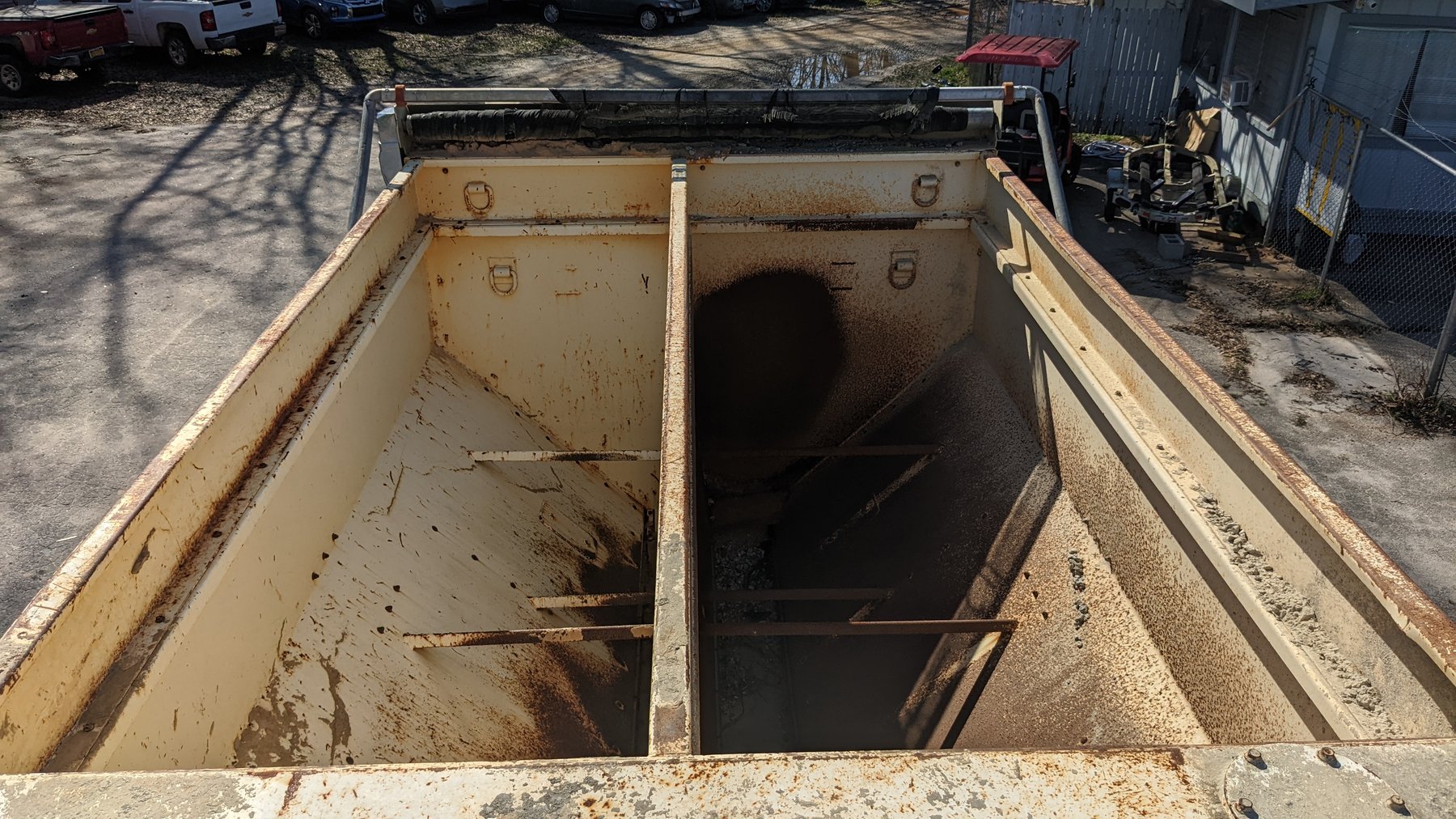 Image for Spartanburg, SC: Volumetric Concrete Mixer on Freightliner Severe Duty Truck in Online Auction