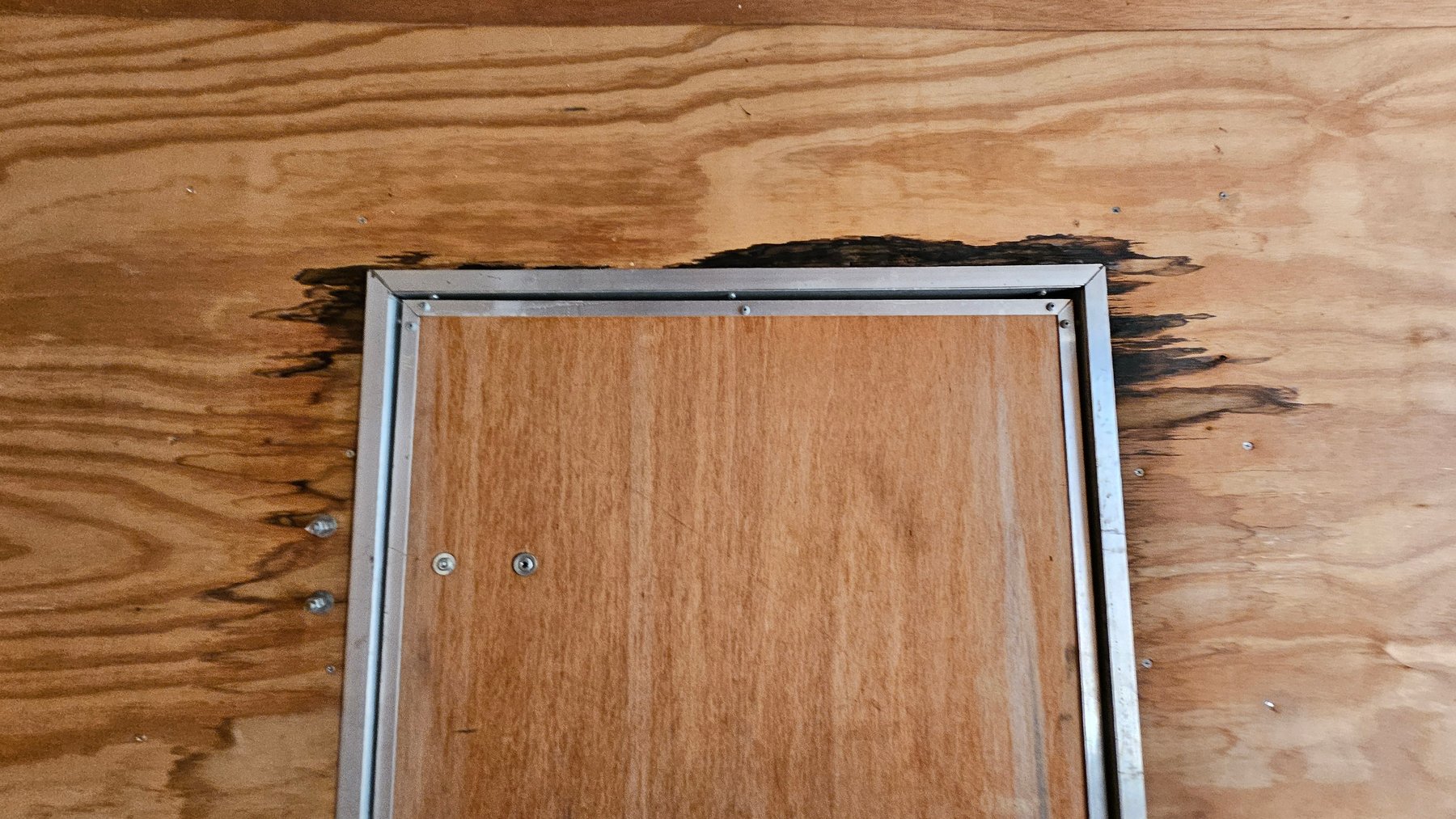 Image for Riviera Beach, FL: Box Van and Enclosed Trailer