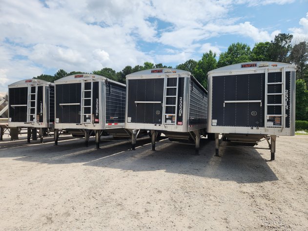 Image for Wilson, NC: Late Model Flatbed Conestoga, Hopper Bottom & End Dump Semi Trailer Auction