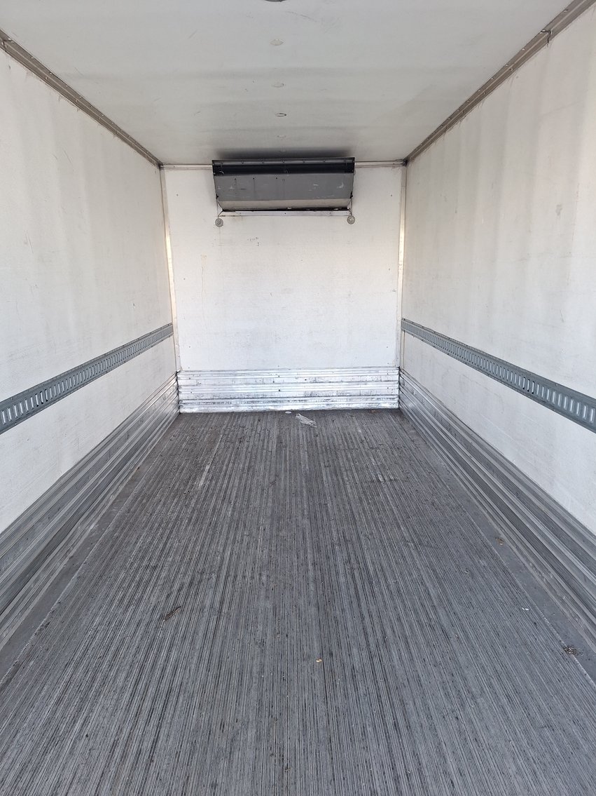 Image for Orlando, FL: 2016 HINO Refrigerated Box Truck