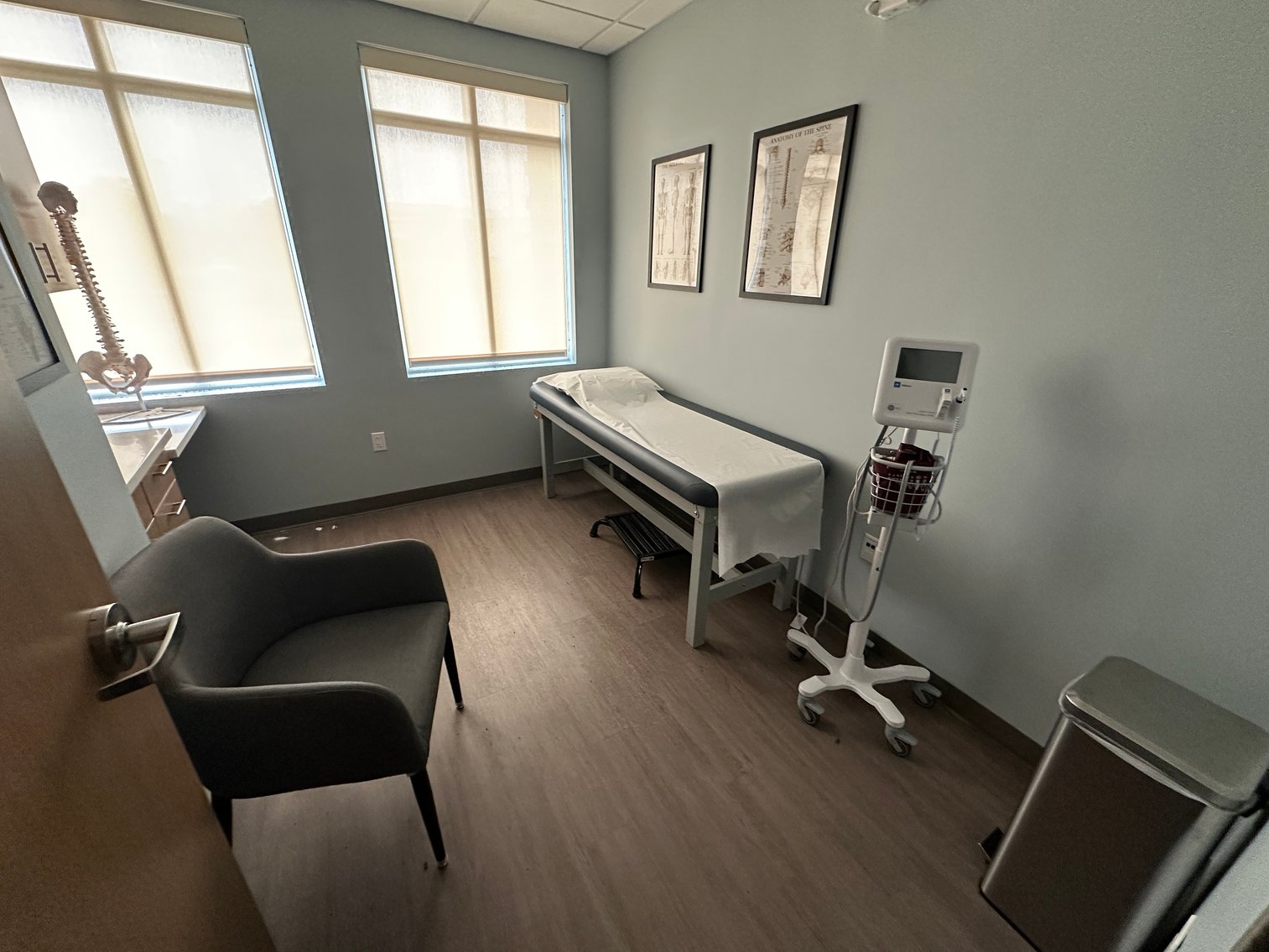 Image for Marietta, GA: Neuromedical, Chiropractic, Physical Therapy Equipment & Medical Supplies of Former Pain Management Practice