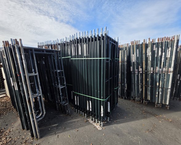 Image for Oakland CA: Scaffolding Equipment, DOOSAN 25 Forklift, Storage Building & Shipping Container