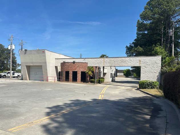 Image for Lawrenceville, GA: 4,400± SF Retail Building on 0.8± Acres with Strong Redevelopment Potential at 425 W. Pike St. (Gwinnett County)