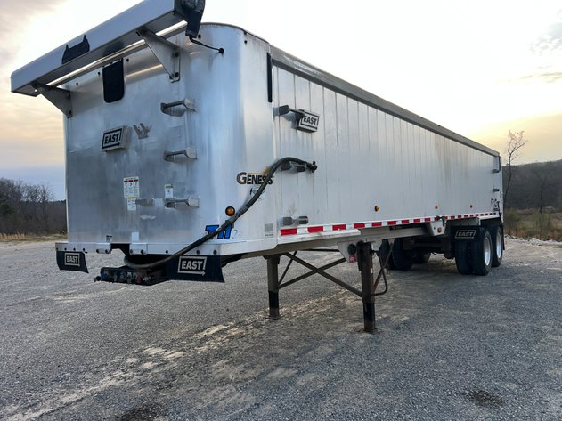 Image for Edgemoor, SC: 2010 & 2014 EAST GENESIS Frameless Aluminum Dump Trailers & 2019 FORD F-550