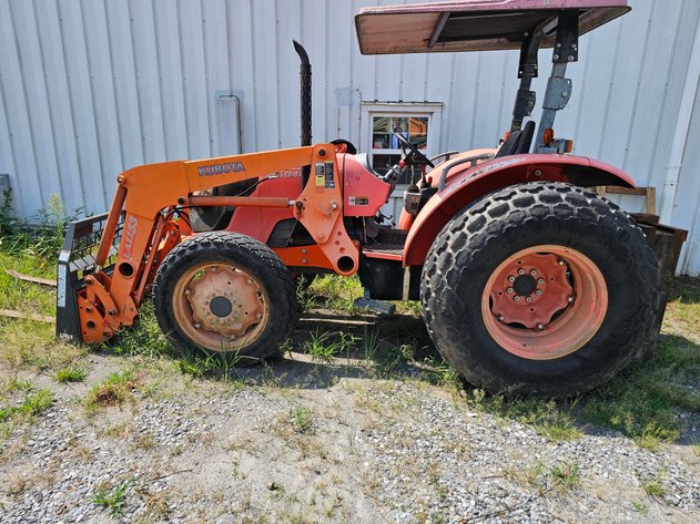 Image for Gaffney, SC: Machines and Equipment of College Campus Maintenance Facility