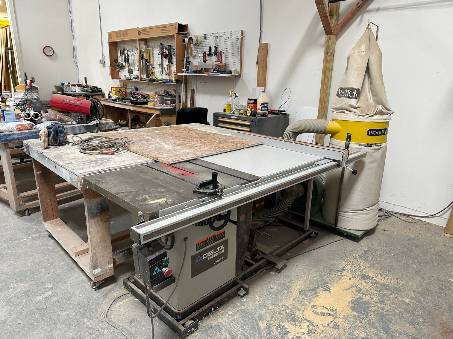 Image for Tucker (Atlanta), GA: Studio Photography Equipment, Woodworking Shop & Props of Former Commercial Ad Agency Studio