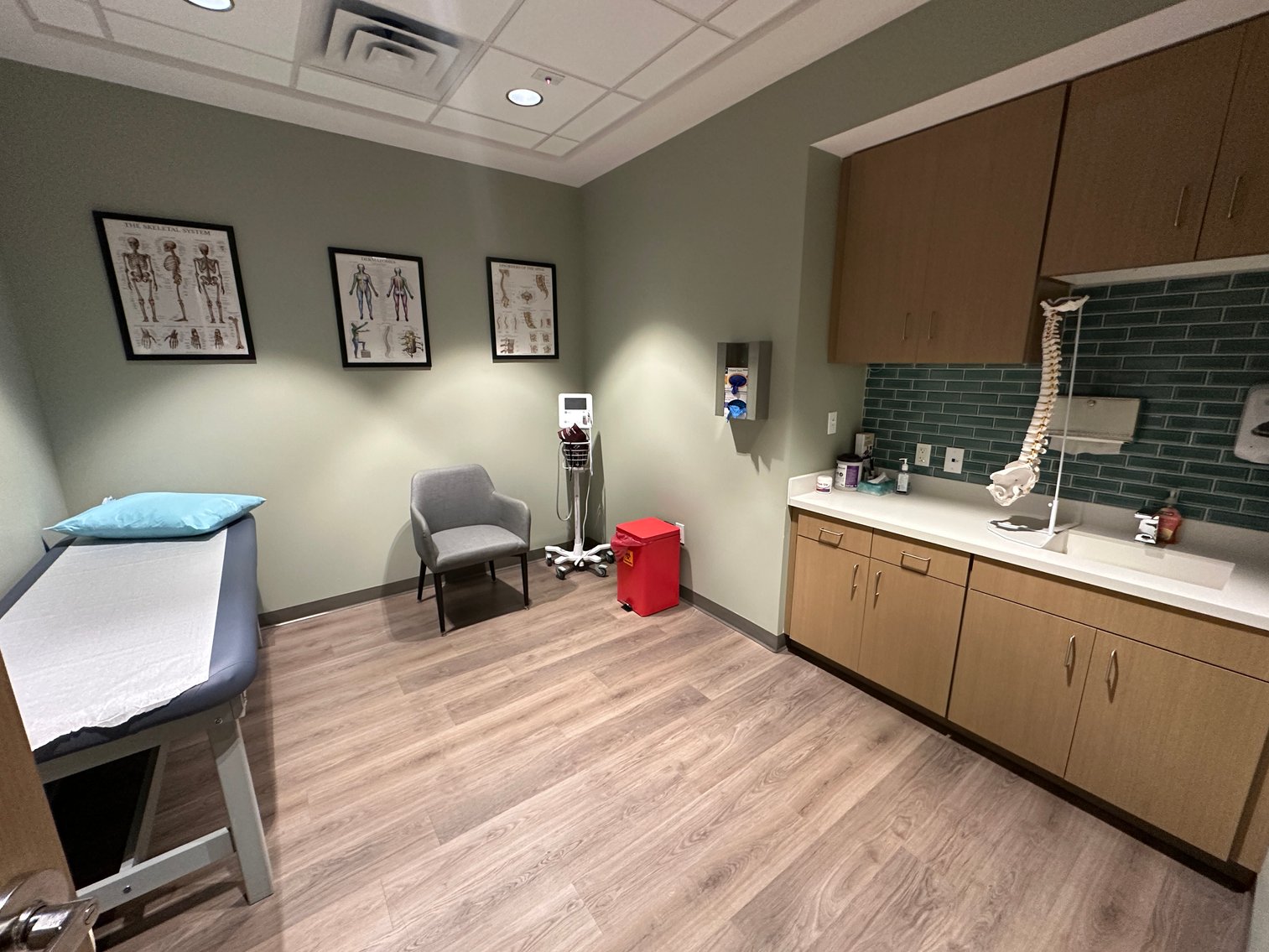 Image for Lawrenceville (Atlanta), GA: Neuromedical Equipment & Contents of Former Pain Management Physician Office