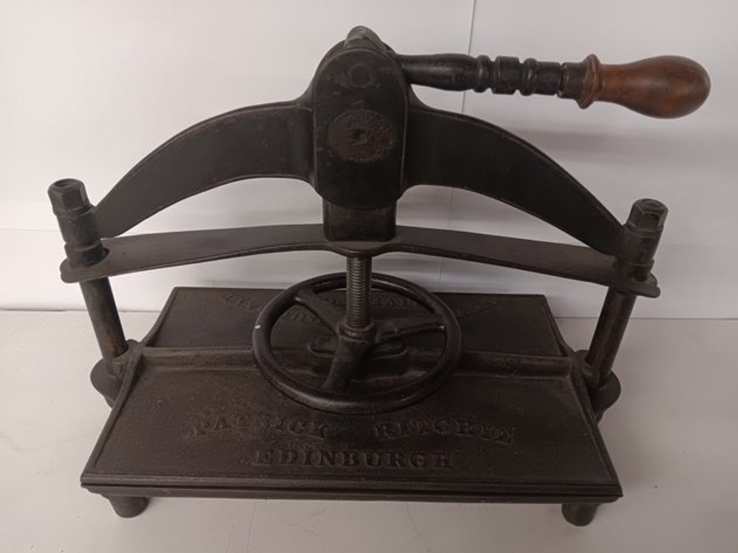 Image for Kater Crafts Bookbinder's Going out of Business Auction 2