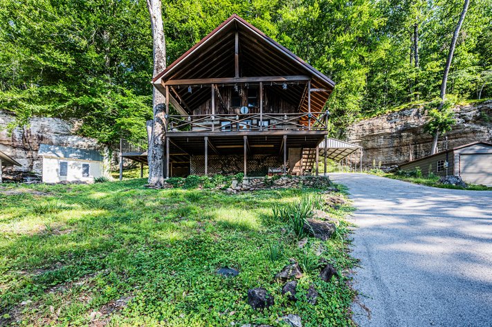 Image for 205 Shady Cliff Road・Lewisburg