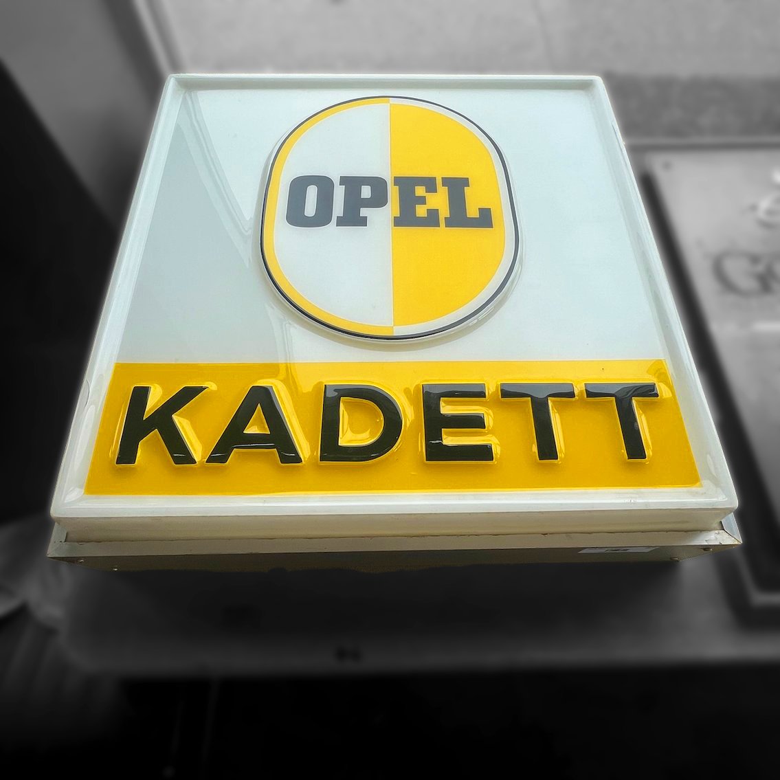 Image for Classic & Collector Cars | Signage | Buick Tools & Tool Sets Online Only No Reserve Auction