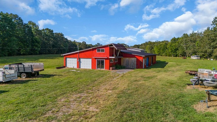 Image for AT AUCTION ONSITE & SIMULCAST SATURDAY OCTOBER 4TH, 2025 10:01am (CDT) 1117 ESSIE CLEEK Rd. TULLAHOMA, TN 37388