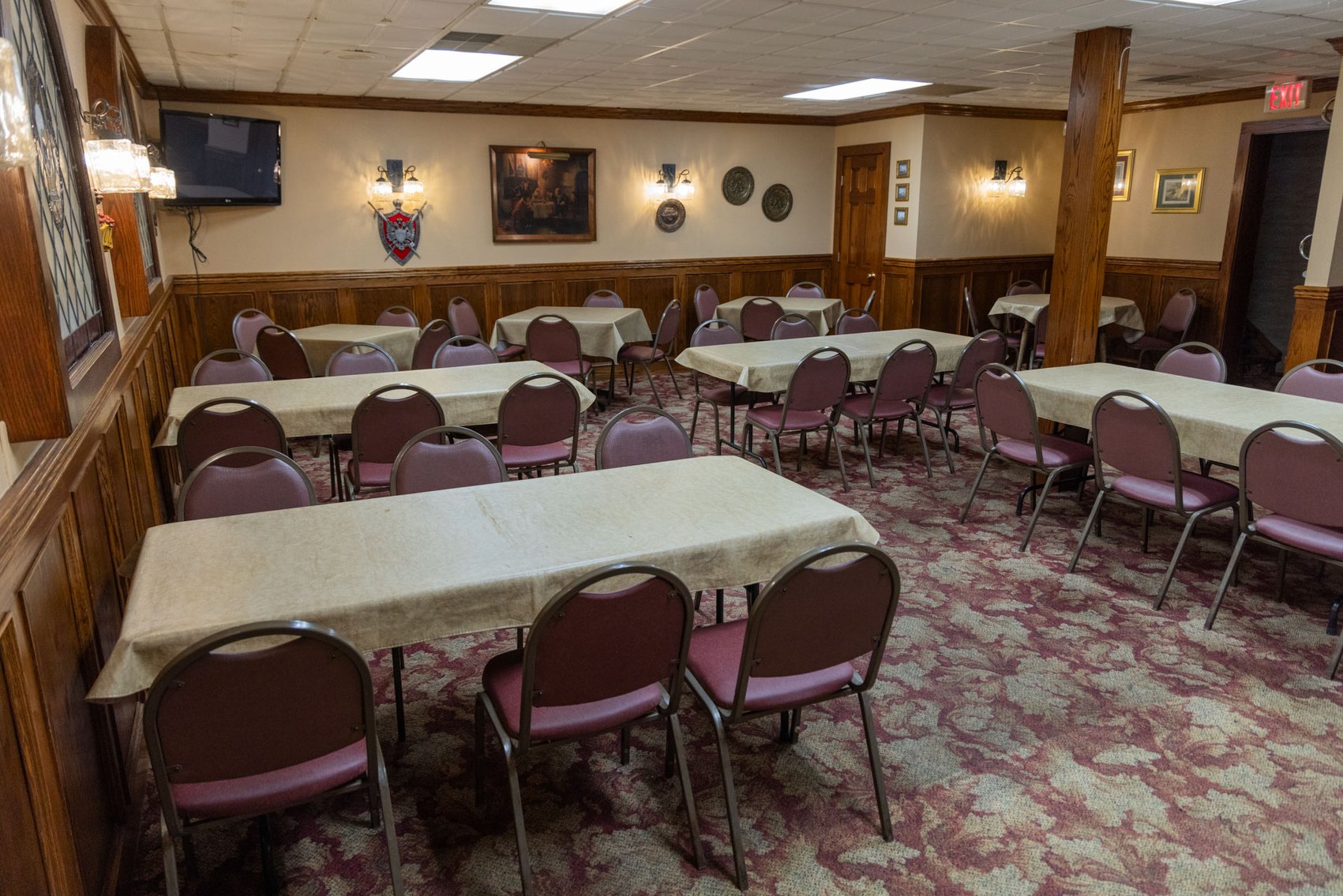 Image for Washington County Casual Family Pub & Restaurant For Sale