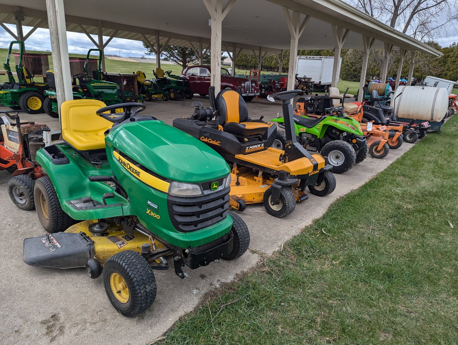 Image for Day 1 - 27th Annual Spring Lawn & Garden Online Consignment Auction