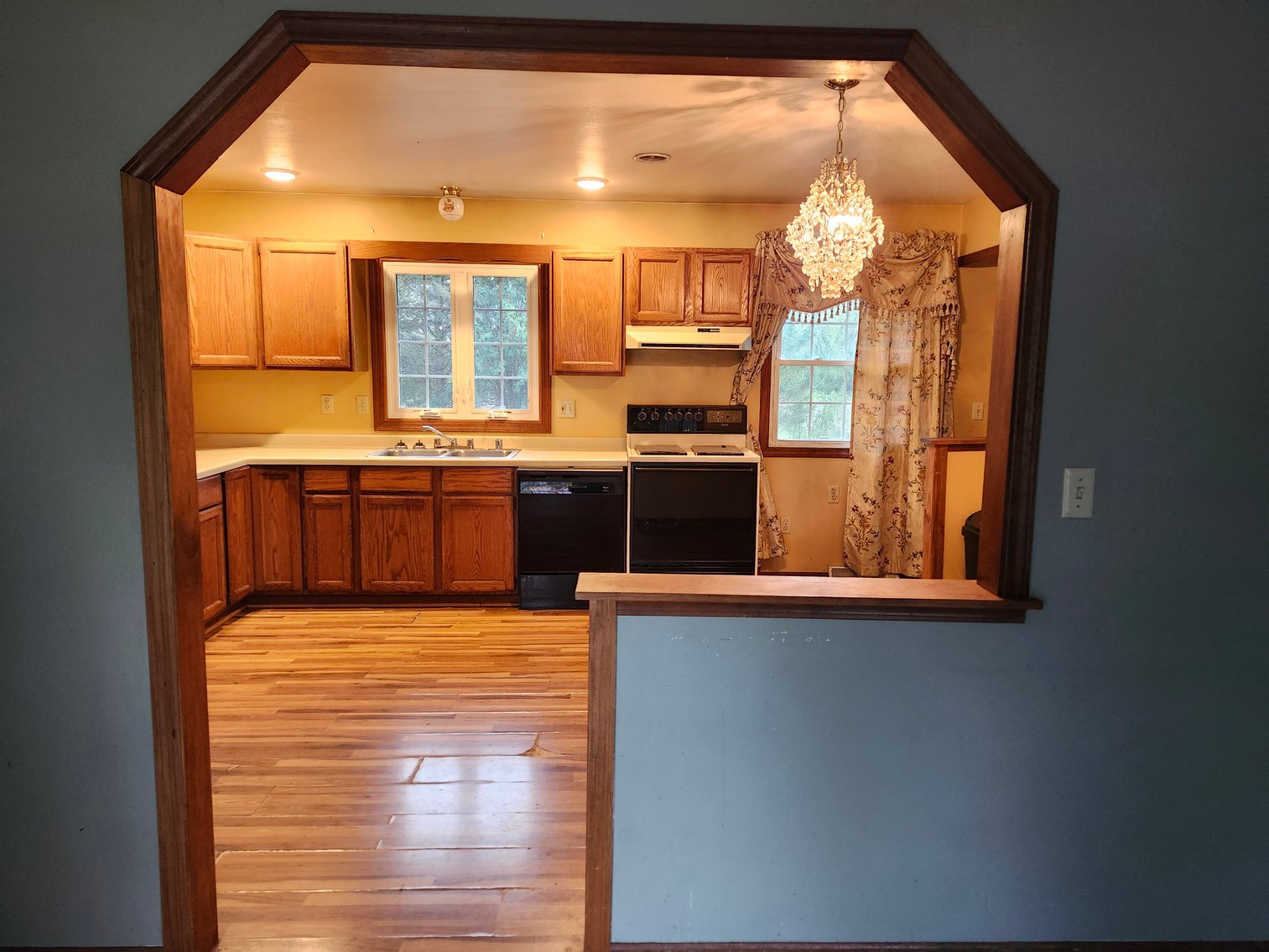 Image for 205 Alvin Circle, Beaver Dam – Online Bidding for Quiet Cul-de-Sac Home